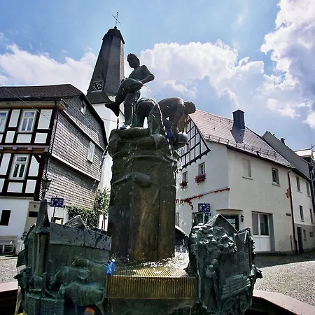 فندق Lahnblick 3*