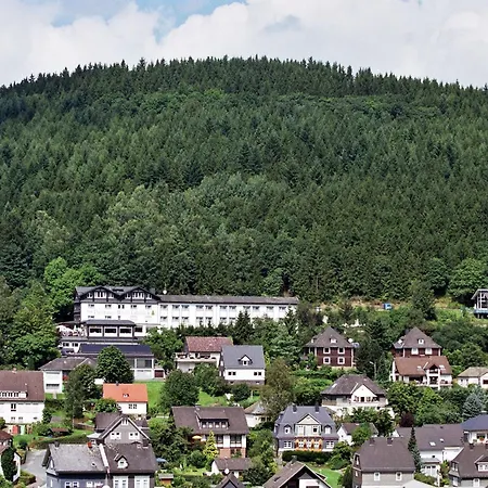 Lahnblick 3* باد لاسفه